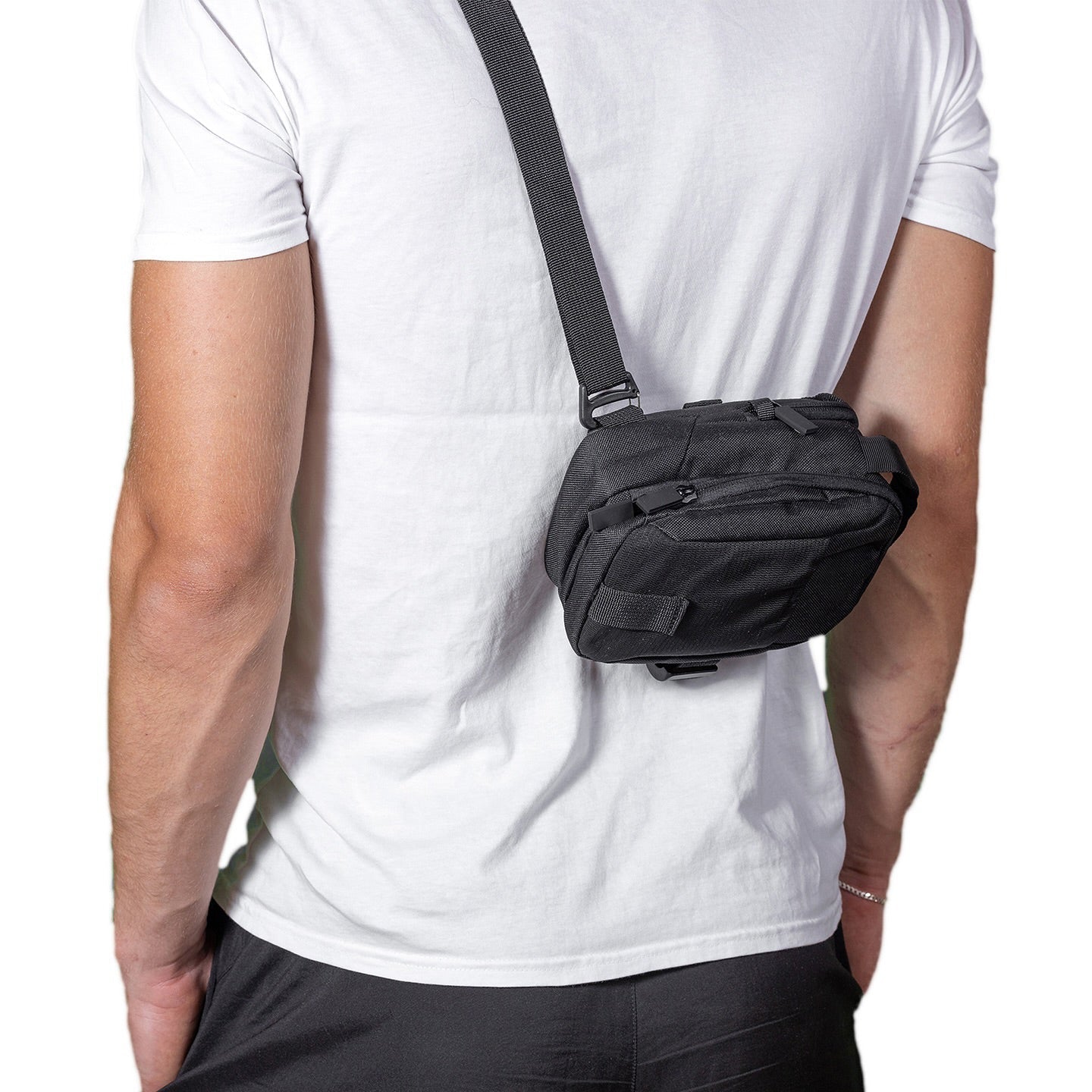 magnetic gym bag - pull